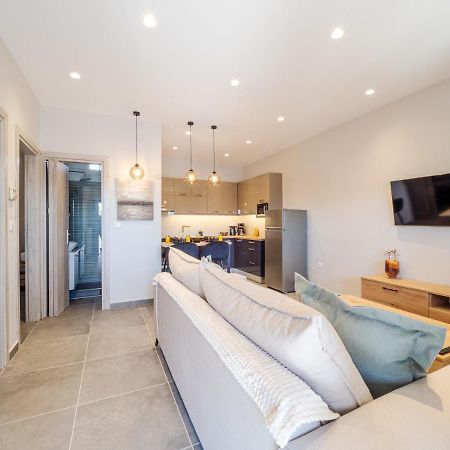M&K - Katerina'S Stylish Apt Near Alykes Beach Alykes Potamou エクステリア 写真