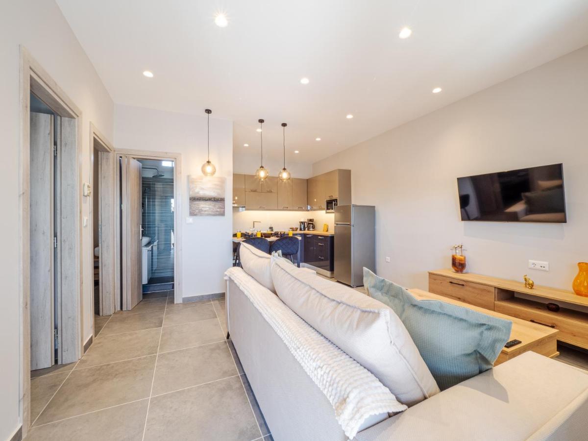 M&K - Katerina'S Stylish Apt Near Alykes Beach Alykes Potamou エクステリア 写真