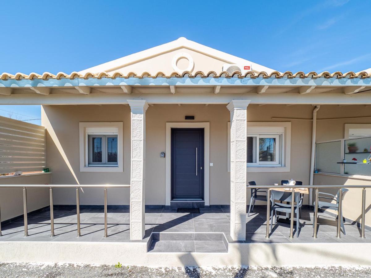 M&K - Katerina'S Stylish Apt Near Alykes Beach Alykes Potamou エクステリア 写真